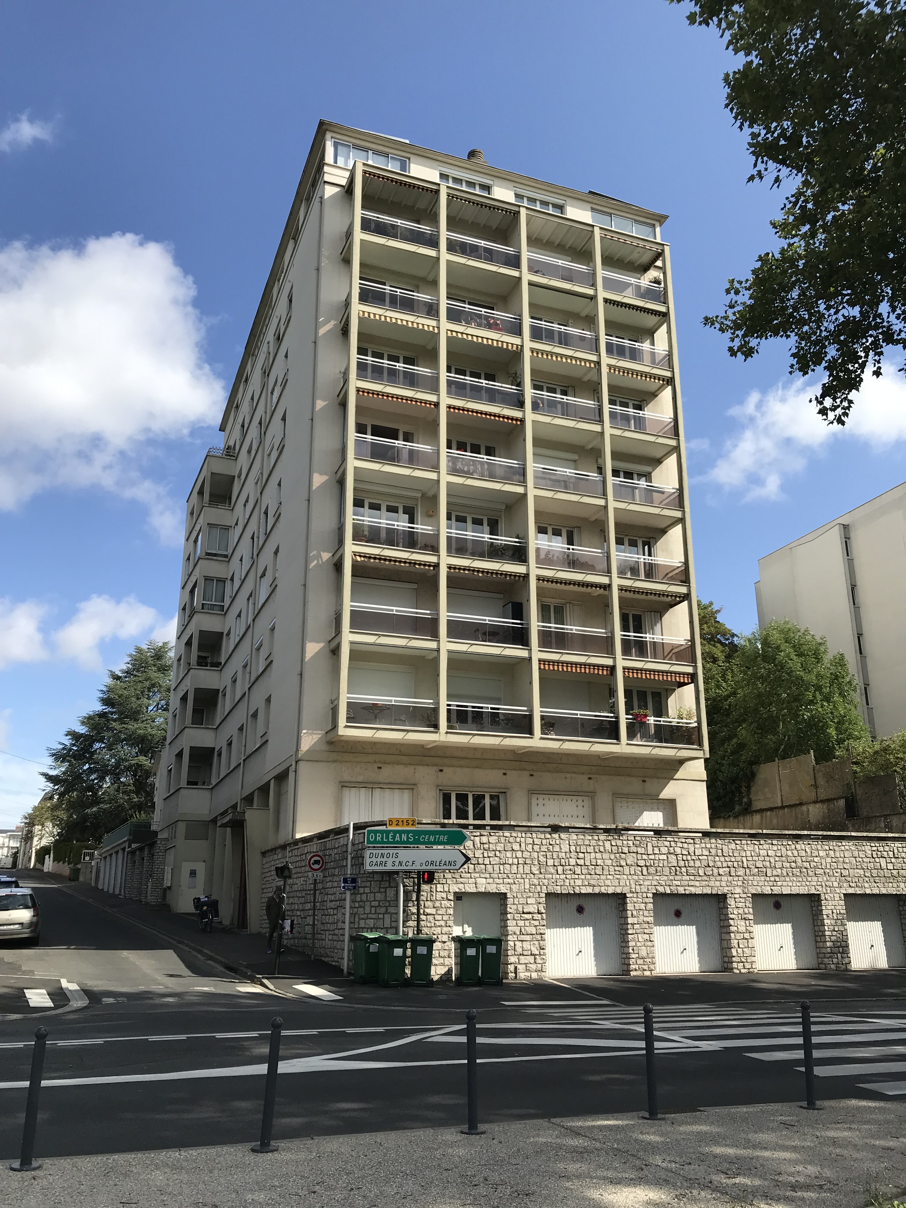 1 Rue Du Pressoir Neuf 45000 Orléans